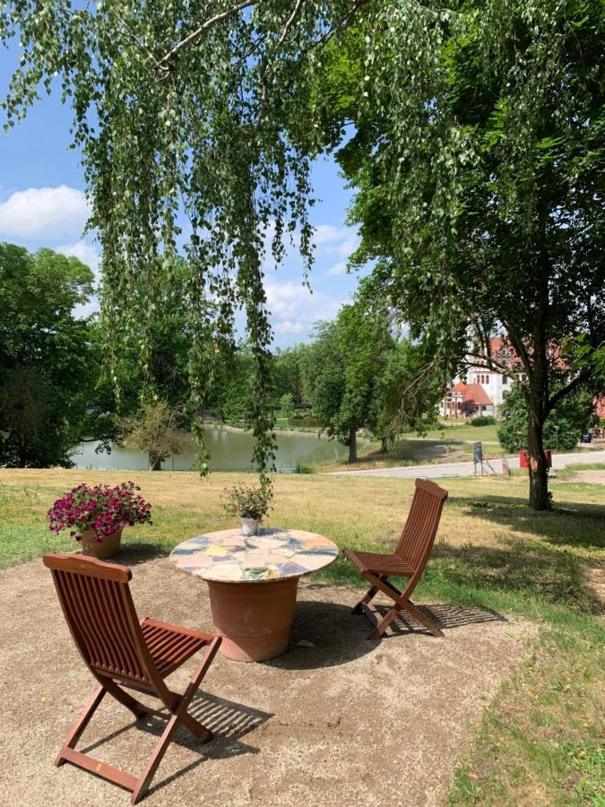 Historisches Gebaeude " Rentmeisteramt" Basedow Basedow  Extérieur photo